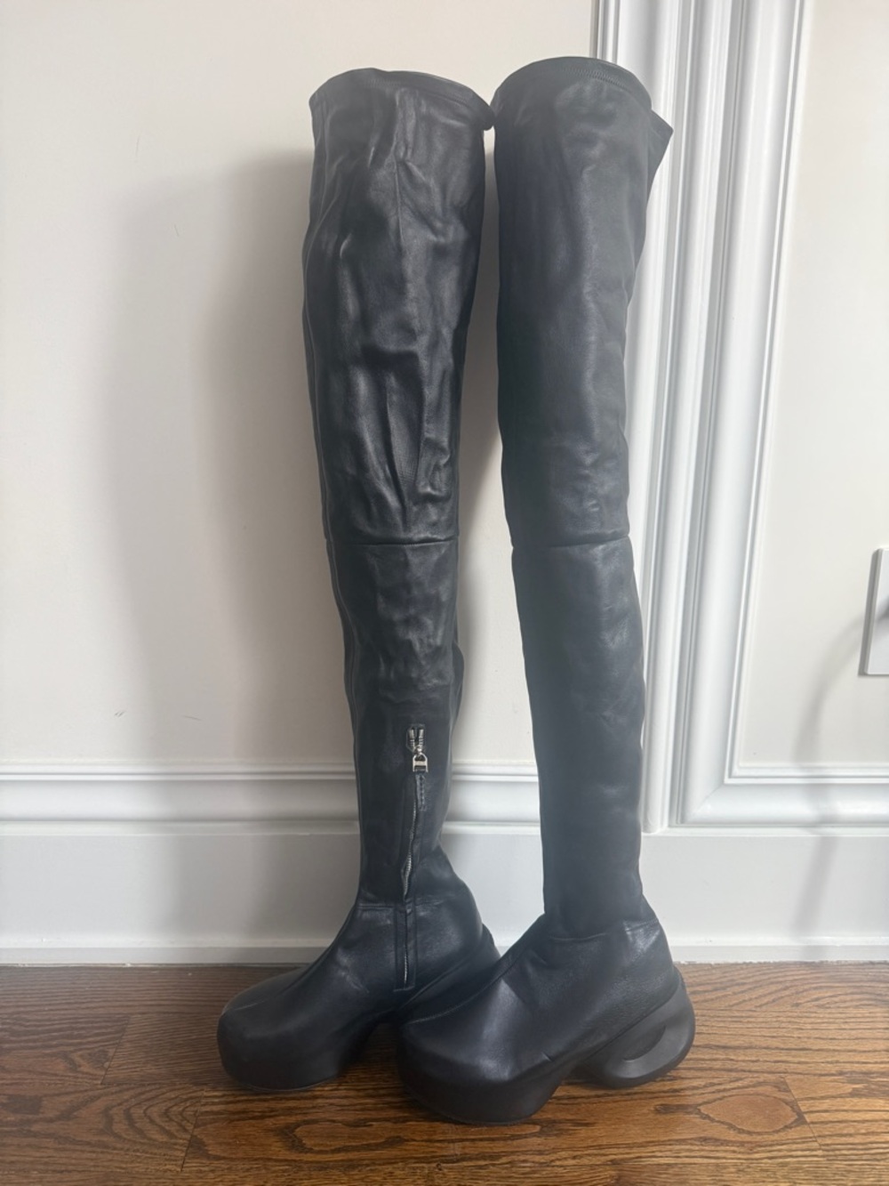 GIVENCHY G-Clog Lambskin Black Leather Over-the-knee Vouge Runway Boots Size 35 - Picture 6 of 16